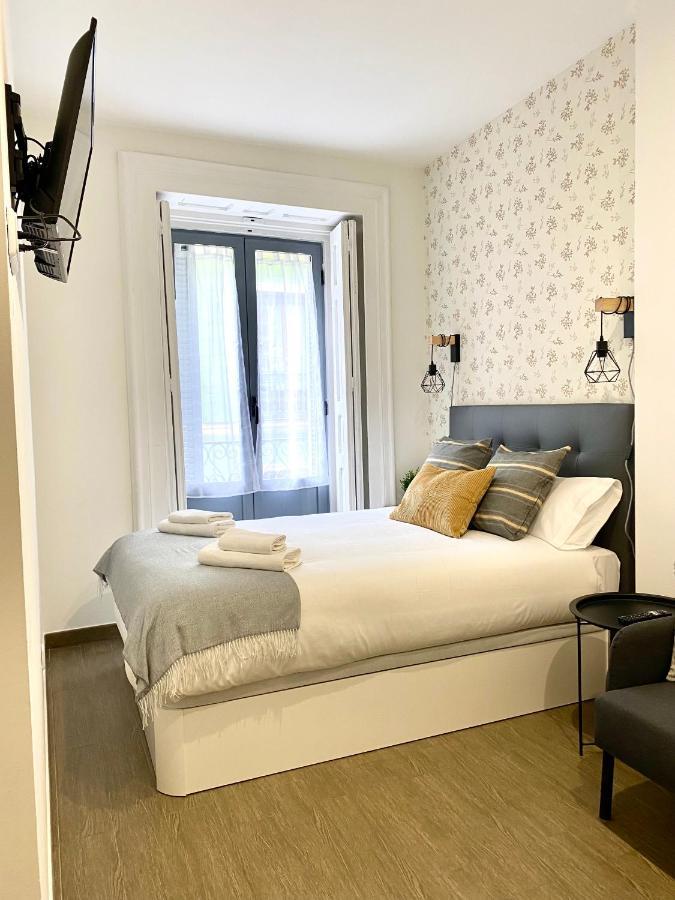 Apartamentos Fuencarral Madrid Esterno foto